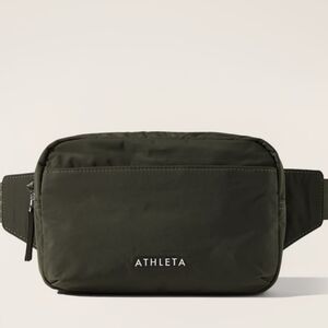 🆕️ Athleta Green Belt Bag